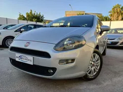 Grigio Usata 2014 Fiat Punto Lounge Due volumi | 3990 € (Ottimo prezzo)