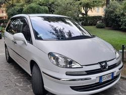 Bianco Usata 2011 Peugeot 807 Monovolume | 4900 € (Buon prezzo)