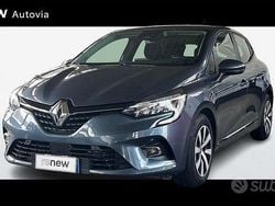 Grigio scuro Usata 2021 Renault Clio V Zen Tre volumi | 13.400 € (Buon prezzo)