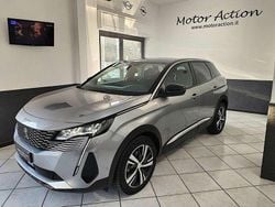 Grigio Usata 2022 Peugeot 3008 Allure SUV | 20.900 € (Buon prezzo)
