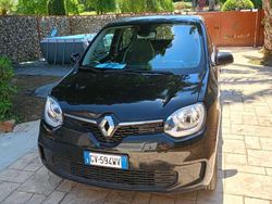 Nero Usata 2024 Renault Twingo Techno Due volumi | 13.500 € (Buon prezzo)
