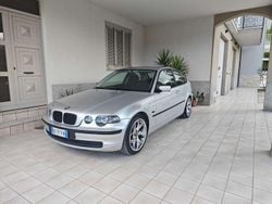 Usata 2002 BMW 320 Tre volumi | 4999 € (Molto cara)