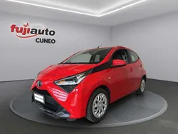 Rosso Usata 2021 Toyota Aygo X-play Due volumi | 11.900 € (Ottimo prezzo)