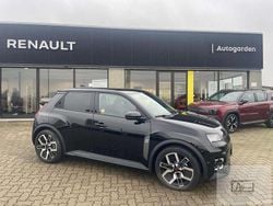 Nero Usata 2025 Renault 5 E-Tech Komfort Tre volumi | 29.900 € (Buon prezzo)