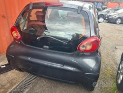 Grigio Usata 2006 Toyota Aygo Due volumi | 4900 € (Buon prezzo)