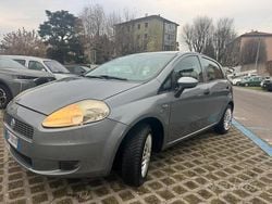 Grigio Usata 2007 Fiat Grande Punto Active Due volumi | 2900 € (Buon prezzo)