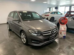 Grigio Usata 2015 Mercedes B180 Monovolume | 11.900 € (Buon prezzo)
