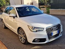 Bianco Usata 2013 Audi A1 Sportback Ambition Due volumi | 10.000 € (Buon prezzo)