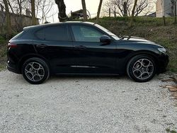 Nero Usata 2019 Alfa Romeo Stelvio SUV | 19.500 € (Buon prezzo)