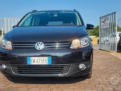 Nero Usata 2014 VW Touran Comfortline Monovolume | 9500 € (Buon prezzo)