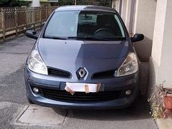 Blu Usata 2006 Renault Clio II Due volumi | 1800 € (Ottimo prezzo)
