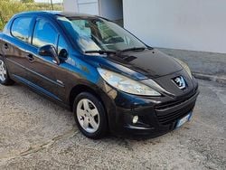 Nero Usata 2010 Peugeot 207 Sport Tre volumi | 2700 € (Ottimo prezzo)