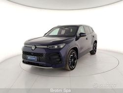 Blu metallizzato Usata 2025 VW Tayron R-line Plus SUV | 49.000 € (Ottimo prezzo)