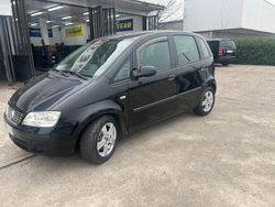 Nero Usata 2011 Fiat Idea Monovolume | 3900 € (Cara)