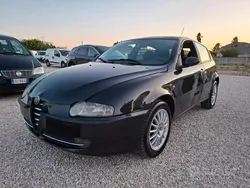 Nero Usata 2004 Alfa Romeo 147 Distinctive Due volumi | 999 € (Ottimo prezzo)