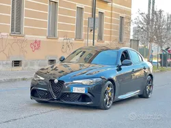 Nero vulcano metallizzato Usata 2021 Alfa Romeo Giulia Quadrifoglio Tre volumi | 68.000 €