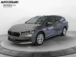 Grigio graphite metallizzato Usata 2024 Skoda Superb Style Station wagon | 33.900 € (Buon prezzo)
