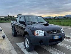 Nero Usata 2003 Nissan Navara Pick-up | 9500 € (Molto cara)