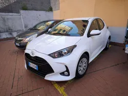 Usata 2022 Toyota Yaris Active Tre volumi | 15.000 € (Buon prezzo)