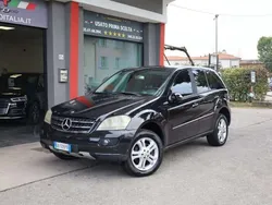 Nero ossidiana / pastello Usata 2006 Mercedes ML280 Chrome SUV | 4700 € (Buon prezzo)