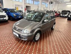 Grigio Usata 2011 Fiat Panda Emotion Tre volumi | 4900 € (Ottimo prezzo)