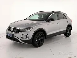 Nuova 2025 VW T-Roc Sportline SUV | 28.900 € (Buon prezzo)