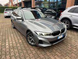 Grigio Usata 2022 BMW 318 Sport Line Station wagon | 30.999 € (Buon prezzo)