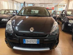 Nero Usata 2010 Renault Clio II Luxe Tre volumi | 3800 € (Buon prezzo)