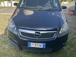 Nero Usata 2006 Opel Zafira Monovolume | 1900 € (Buon prezzo)