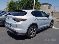 Grigio Usata 2023 Alfa Romeo Stelvio SUV | 35.000 € (Buon prezzo)