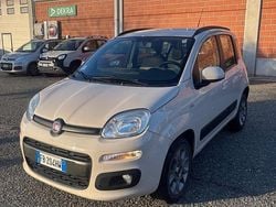 Beige Usata 2016 Fiat Panda Lounge Tre volumi | 7000 € (Buon prezzo)