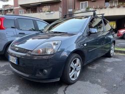 Usata 2008 Ford Fiesta Titanium Due volumi | 3000 €