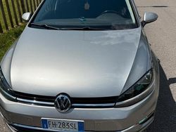 Grigio Usata 2017 VW Golf VII Due volumi | 12.500 € (Buon prezzo)
