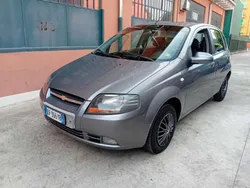 Grigio scuro Usata 2007 Chevrolet Kalos SE Tre volumi | 2500 € (Buon prezzo)