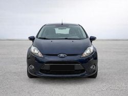Blu Usata 2012 Ford Fiesta Tre volumi | 3700 € (Buon prezzo)