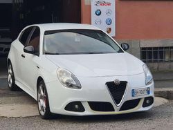 Bianco Usata 2011 Alfa Romeo Giulietta Tre volumi | 6990 € (Cara)