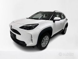 Bianco Nuova 2025 Toyota Yaris Cross Active SUV | 25.900 € (Cara)