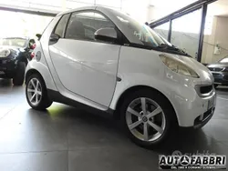 Bianco(met.) Usata 2008 Smart ForTwo Cabrio Pure Cabrio | 5900 € (Cara)