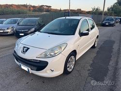 Bianco Usata 2010 Peugeot 206+ Due volumi | 3800 € (Buon prezzo)
