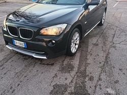 Nero Usata 2011 BMW X1 SUV | 7900 € (Ottimo prezzo)