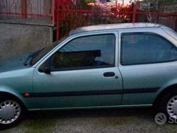 Usata 2000 Ford Fiesta | 2200 €