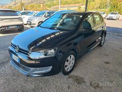 Nero Usata 2011 VW Polo Comfortline Tre volumi | 6300 € (Cara)