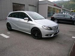 Argento Usata 2013 Mercedes B200 Premium Monovolume | 14.900 € (Cara)