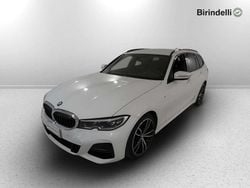 Alpinweiss iii pastello Usata 2021 BMW 320 M Sport Station wagon | 34.950 € (Buon prezzo)