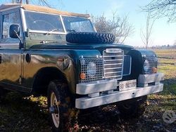 Verde Usata 1970 Land Rover 88 Cabrio | 25.000 €