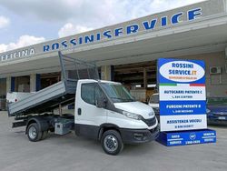 Bianco Nuova 2025 Iveco Daily Furgone | 44.500 € (Buon prezzo)