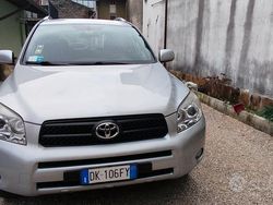 Grigio Usata 2007 Toyota RAV4 SUV | 5000 €