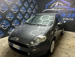 Grigio Usata 2015 Fiat Punto Lounge Due volumi | 6000 € (Buon prezzo)