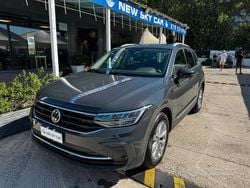 Grigio Usata 2021 VW Tiguan Elegance SUV | 24.900 € (Buon prezzo)