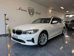 Bianco pastello Usata 2021 BMW 320 Sport Line Station wagon | 20.900 € (Ottimo prezzo)